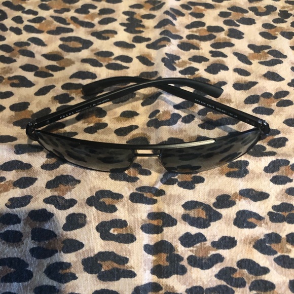 PRADA SUNGLASSES BLACK - Picture 4 of 10
